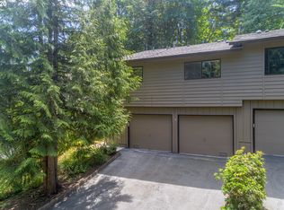 3867 SW Canby St, Portland, OR 97219
