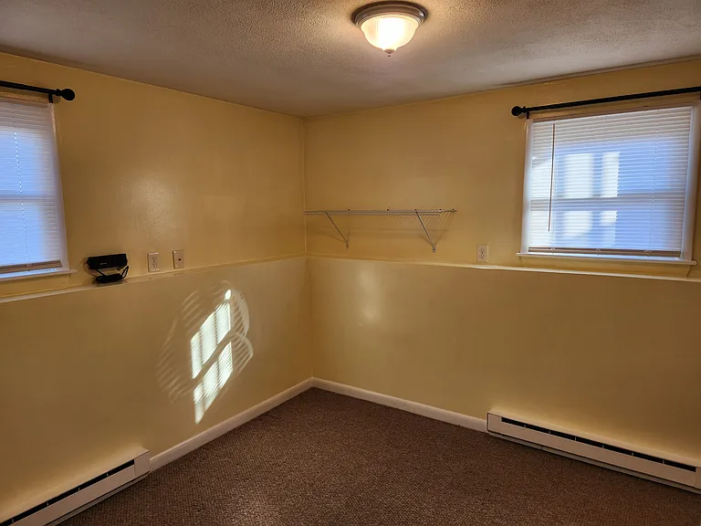 625 Cottage St #625 — Photo 3