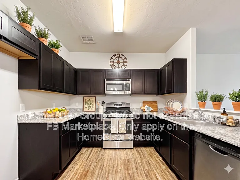 200 Ashley Dr — Photo 3