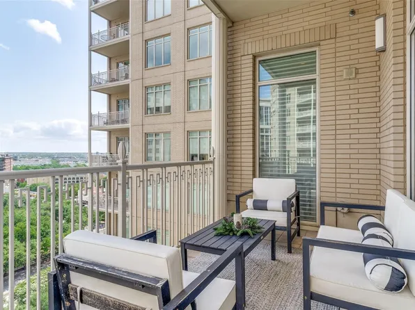 2525 N Pearl St, Dallas, TX