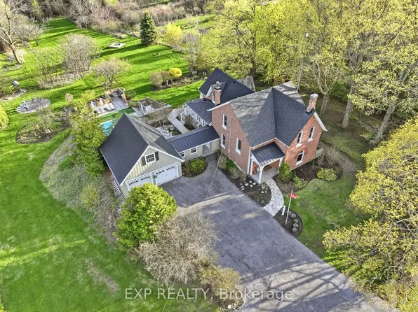 7823 Bickle Hill Rd, Hamilton, ON K9A 4J7