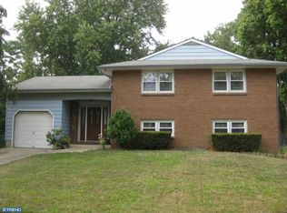 168 Glenbrook Dr, Mount Laurel, NJ 08054