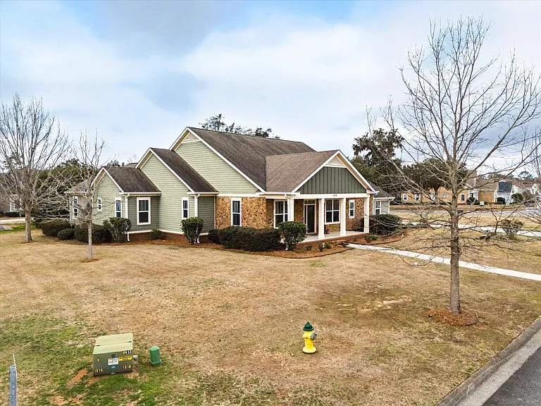 3078 Dickinson Dr — Photo 6