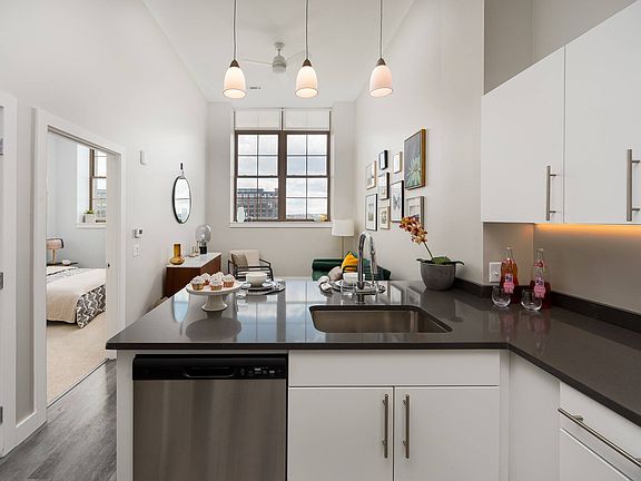 Open Kitchen