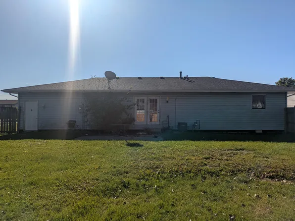 5062 Boulder Ave, Portage, IN 46368