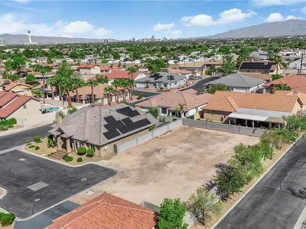 3742 Canary Palm Ct, Las Vegas, NV 89121