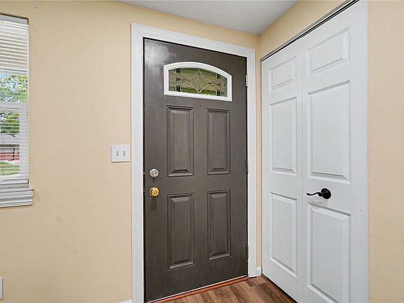 5th image of 7090 Claybeck Dr