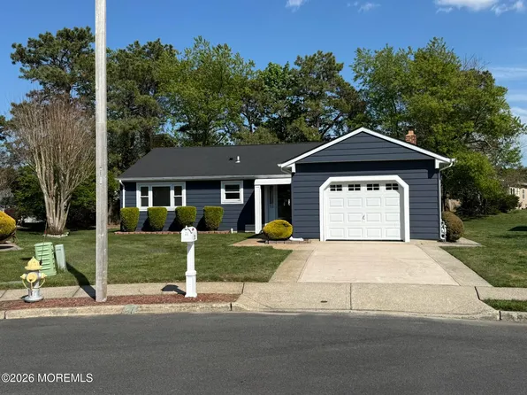 22 Madras Court, Toms River, NJ 08757