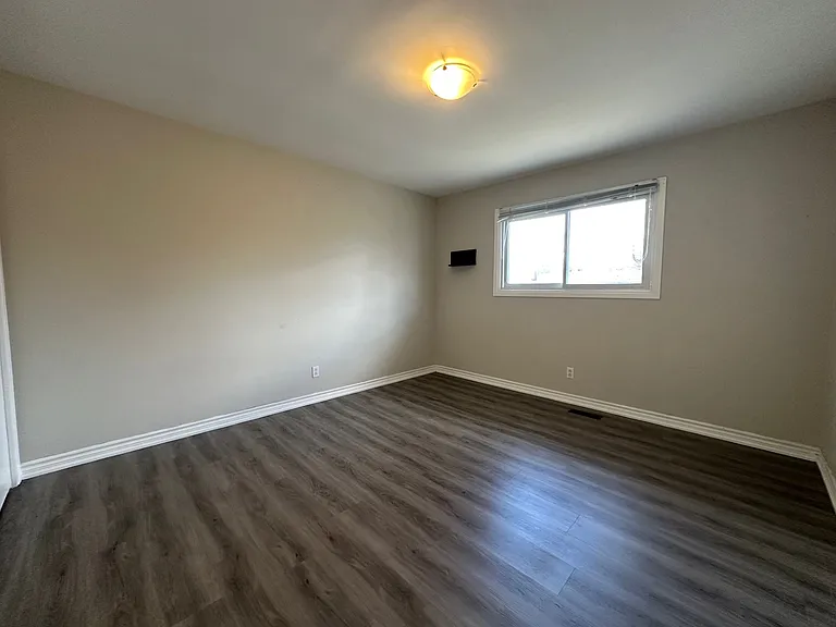 50 Radeski St #A — Photo 10