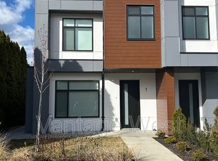 830 Lawson Ave #1, Kelowna, BC V1Y 6S8
