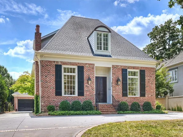 2040 Hastings Dr, Charlotte, NC 28207