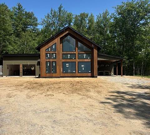 2nd image of 125 Deer View Road