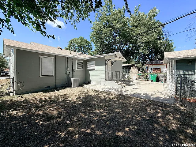 203 Hot Wells Blvd — Photo 12