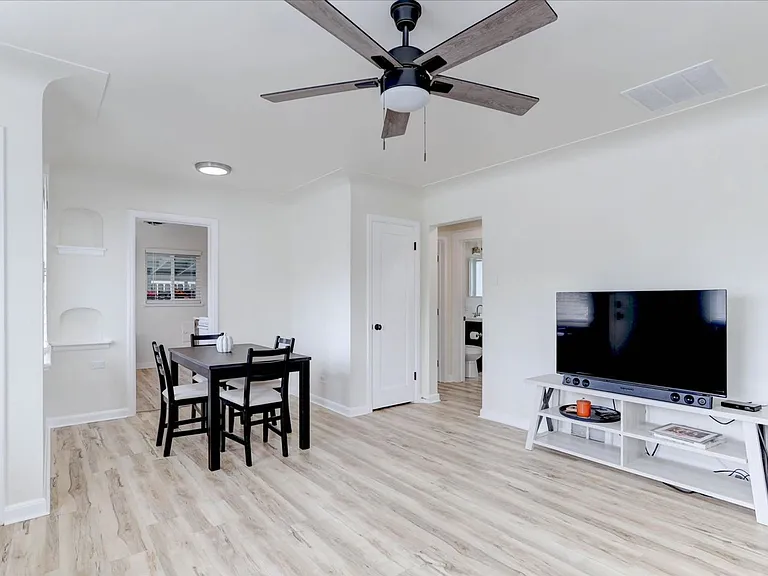 361 N Raleigh St #A & B — Photo 6