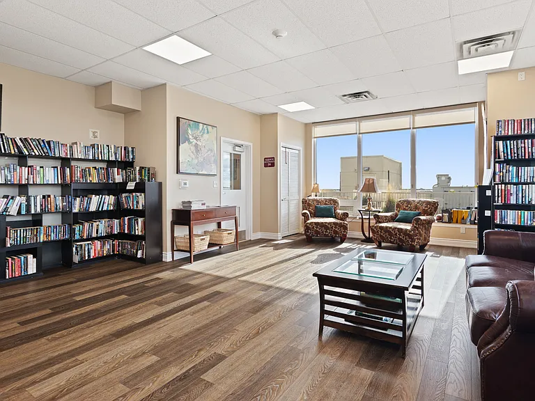 144 Barrett Ct — Photo 14