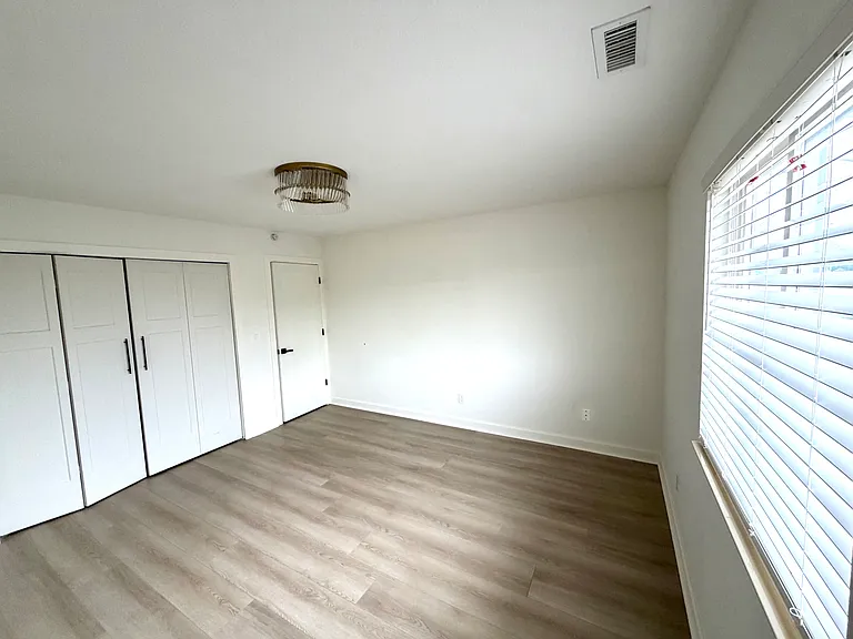 5735 Ryewyck Dr #3 — Photo 12