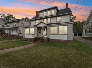 16109 Clifton Blvd, Lakewood, OH