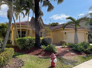 4293 Laurel Ridge Cir, Fort Lauderdale, FL 33331