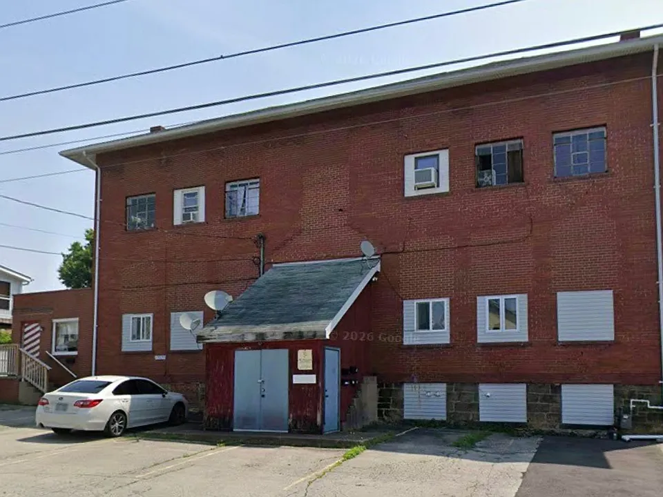 934 Wood St