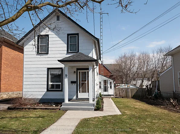 77 Cedar St, Belleville, ON K8P 3M2
