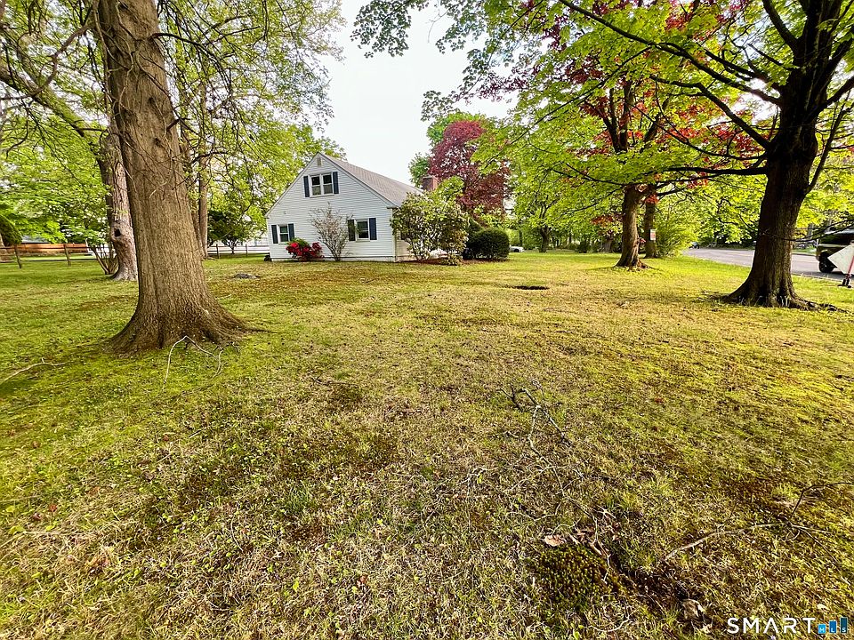 1st image of 6 Sanford Lane