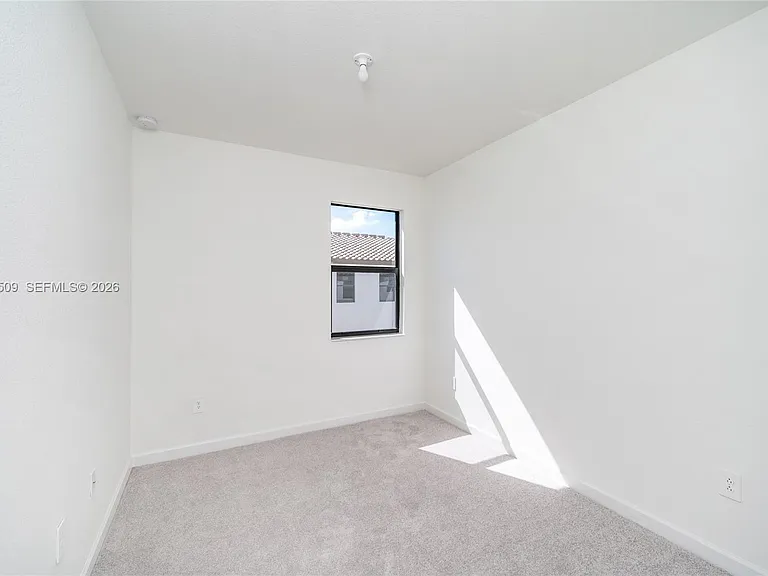 11932 SW 246th Ln — Photo 21