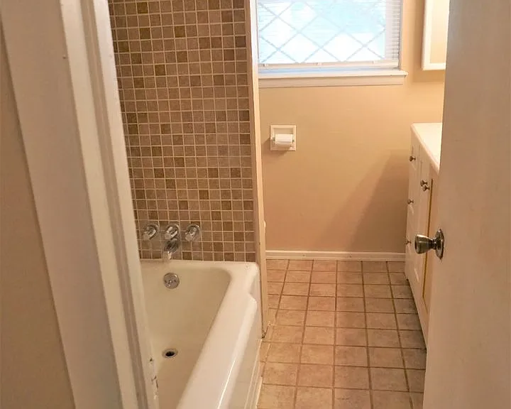 1813 Hardy Dr — Photo 20