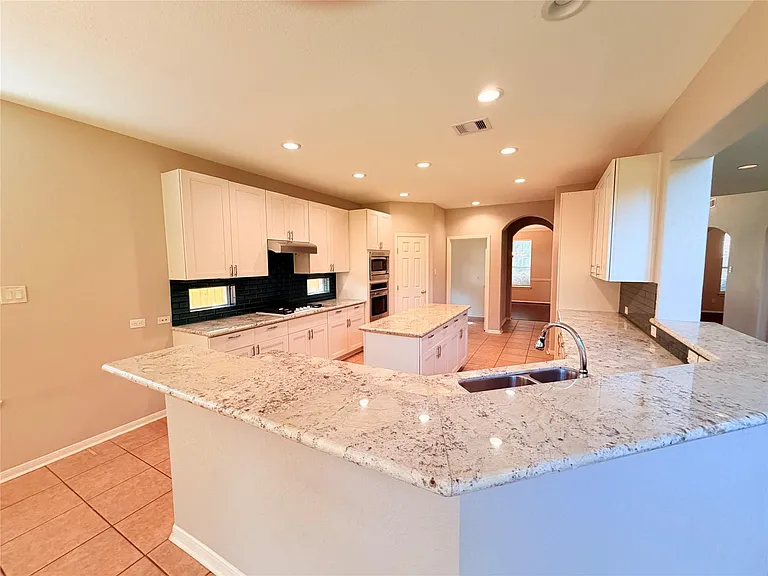 5206 Riverstone Crossing Dr — Photo 4