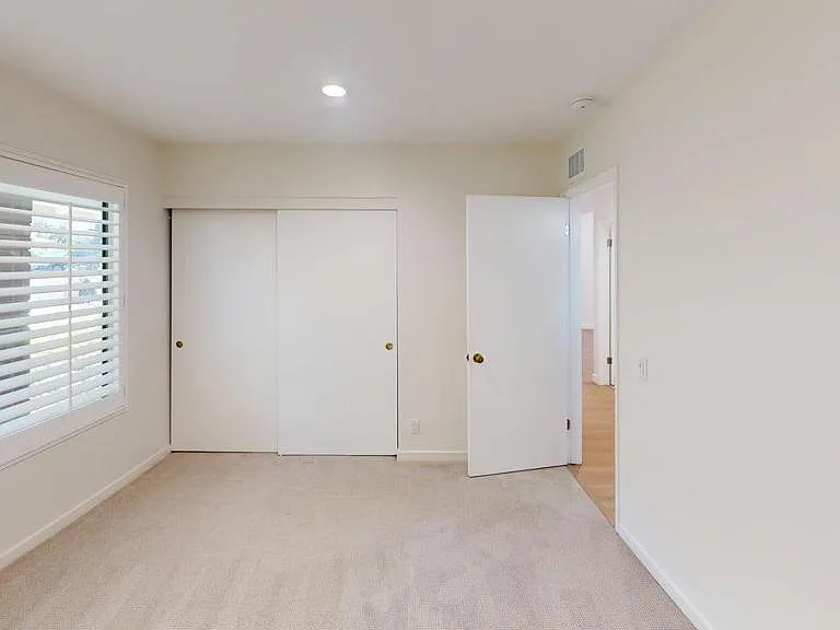 1502 Briarglen Ave — Photo 28