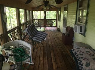 343 Cherokee Rd, Toccoa, GA 30577