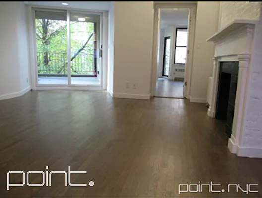 Rented by Point NYC | media 38