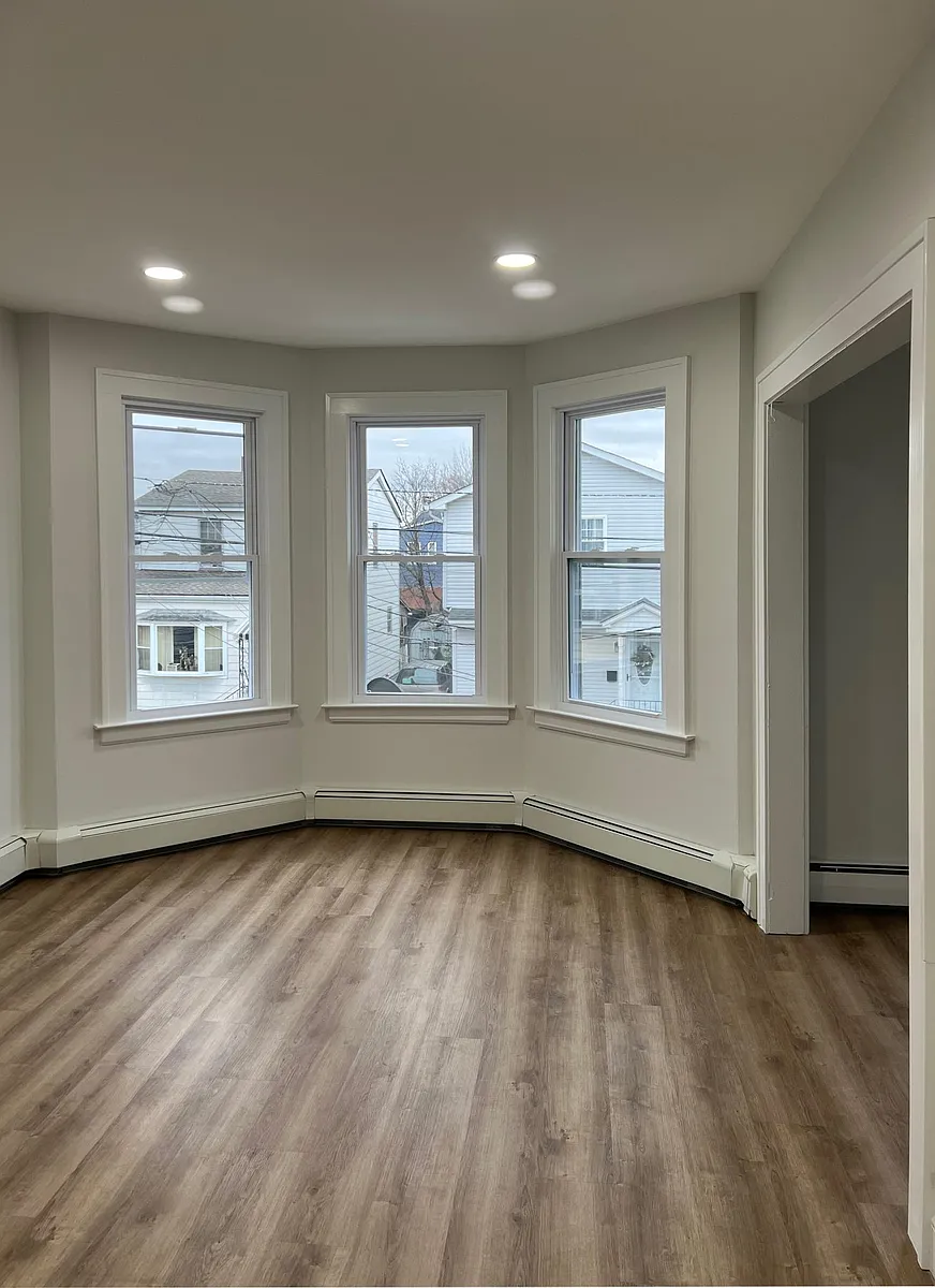 Building Photo - 399 Harvard Ave #2