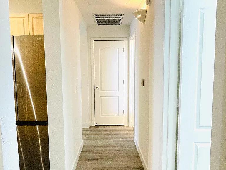 1411 E Orangewood Ave #205 — Photo 9