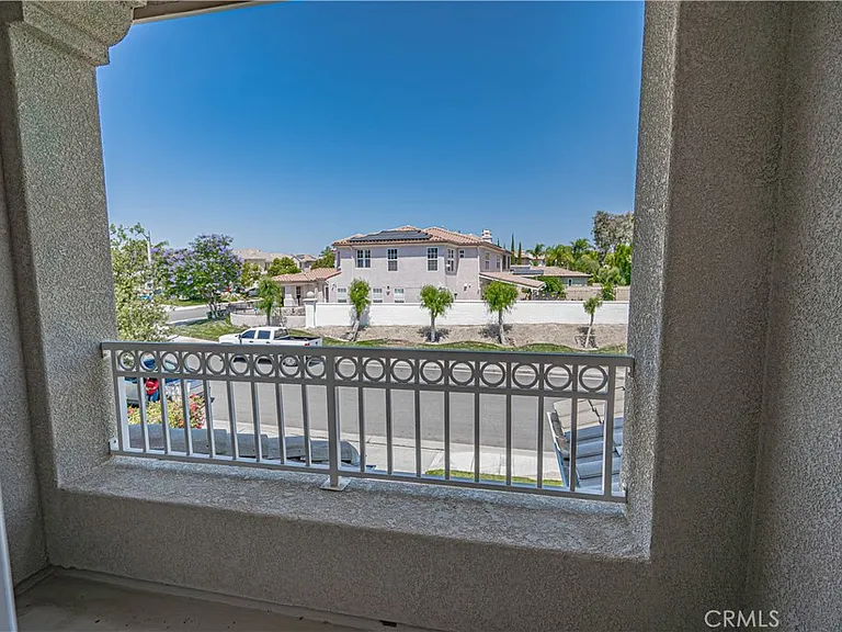 25910 Tennyson Ln — Photo 47