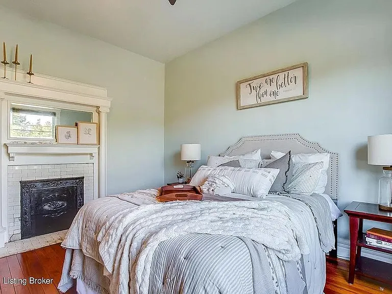 409 E Brandeis Ave — Photo 10