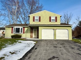 (Undisclosed Address), Clay, NY 13041