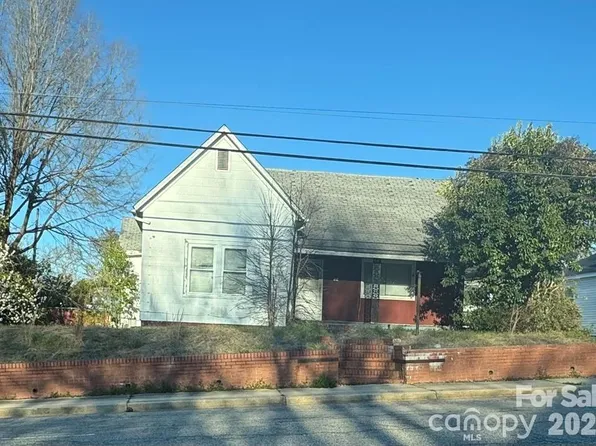 107 N Market St, Lancaster, SC 29720