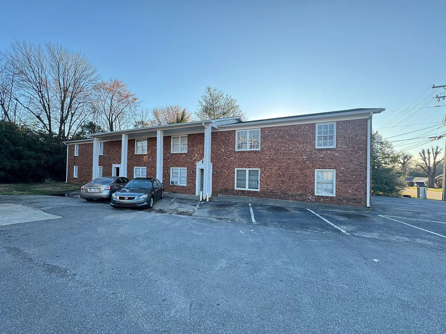 2bed/1ba Apt off S Main Kannapolis close to Downtown Kannapolis & Hwy 73 — Photo 2