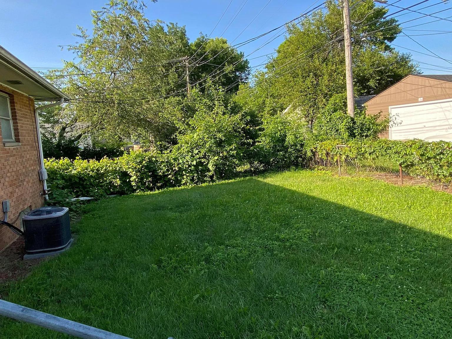 2 bed, 1700 sqft, $1,295 — Photo 3