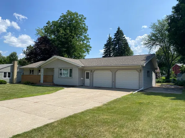 401 Galena St, Worthington, MN 56187