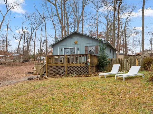 252 Shoreline Dr, Lexington, NC 27292