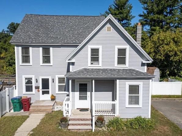 70 Carmine St, Lowell, MA 01852