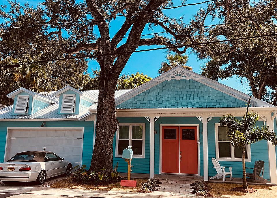 1st image of 303 Rush St