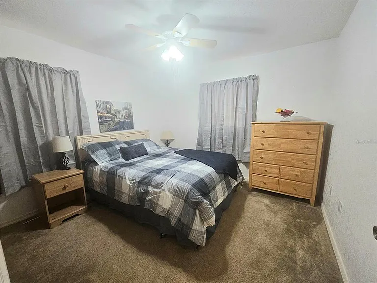 1011 Tropical Ave NW — Photo 24