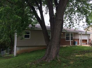 3305 Sherwood Dr, Columbia, MO 65202