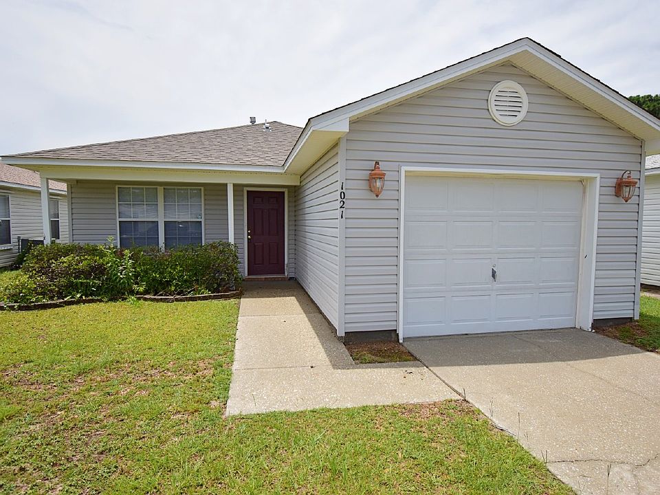 1st image of 1021 Antigua Cir