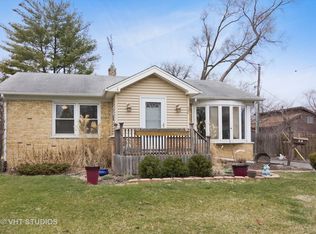 20 S Elmwood Ave, Palatine, IL 60074