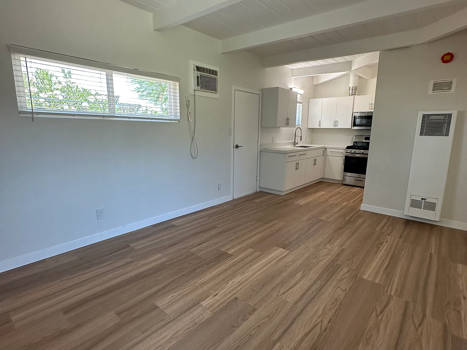 1 bed, 550 sqft, $1,500 — Photo 4