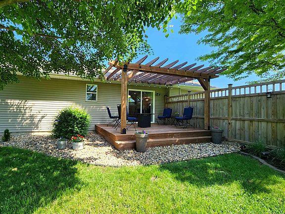 4th image of 1165 6th Avenue Cir NE