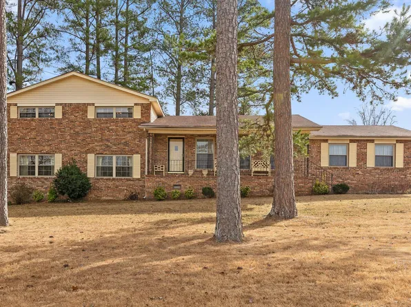 2104 Crown Court Ln, Chattanooga, TN 37421